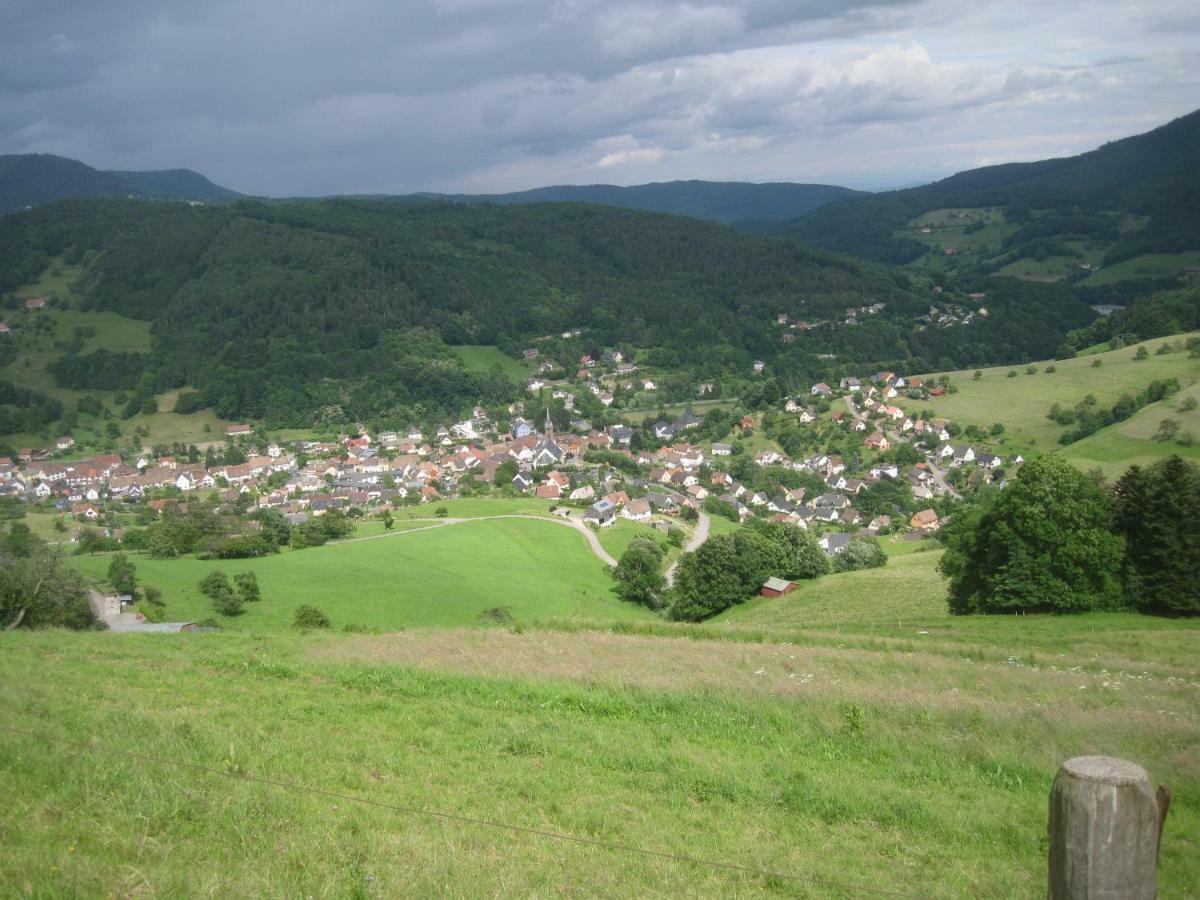 Gite En Pleine Verdure Au Coeur Du Village 拉博特洛埃 外观 照片